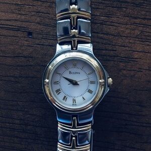 Bulova Vintage Women’s Watch 98L66